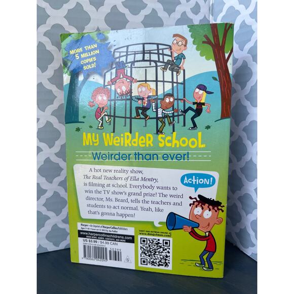 Mrs. Beard is Weird by Dan Gutman Paperback Book Pre-Loved - Picture 2 of 6